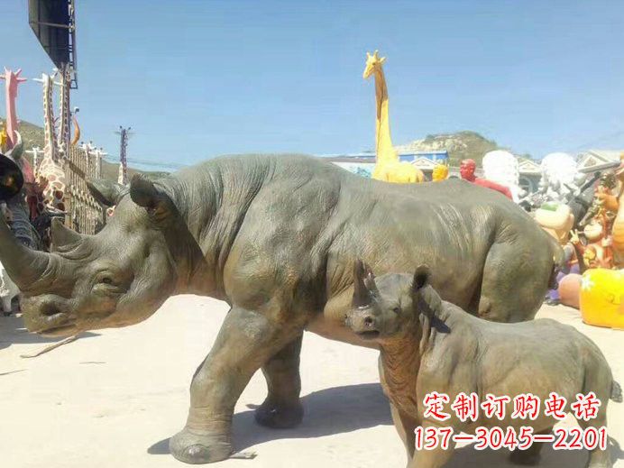 福州玻璃钢仿真犀牛