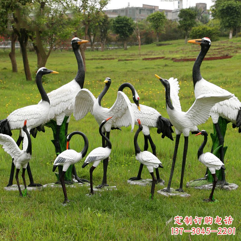 福州玻璃钢仿真仙鹤雕塑-公园草坪草丛动物摆件