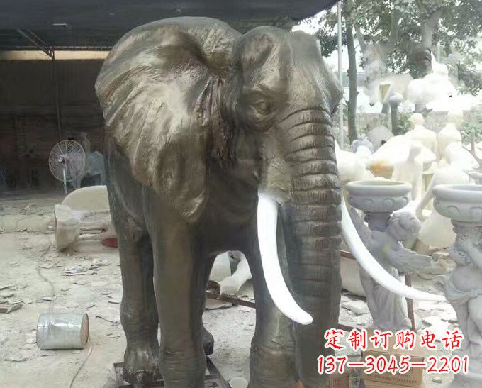 福州玻璃钢大象雕塑——一座非凡的雕塑