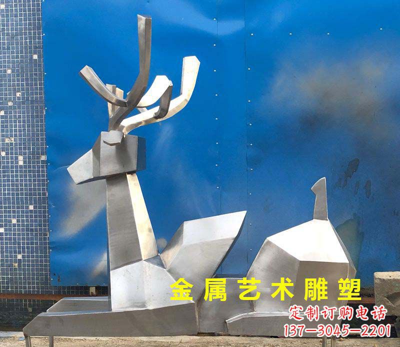 福州不锈钢别墅几何鹿雕塑——别出心裁的艺术灵感