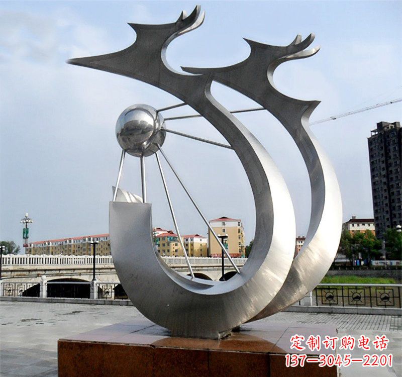 福州不锈钢双龙戏珠雕塑精美绝伦