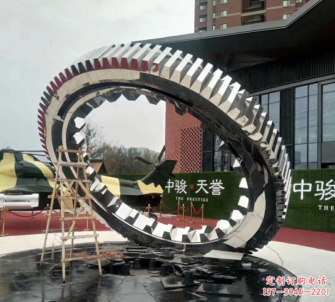 福州不锈钢齿轮雕塑以科技艺术的形式演绎动力