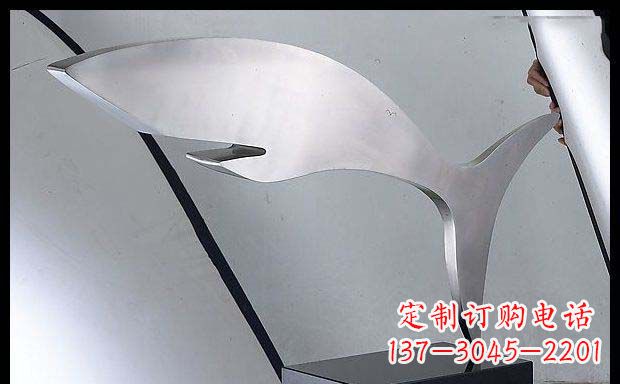 福州精美不锈钢鲸鱼雕塑