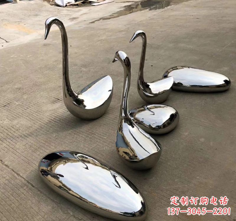 福州不锈钢仙鹤雕塑精致而古典
