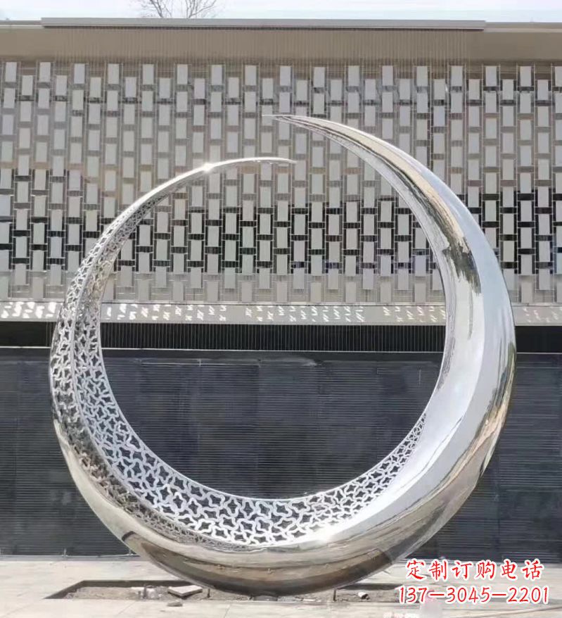 福州不锈钢月亮雕塑精美的艺术之作