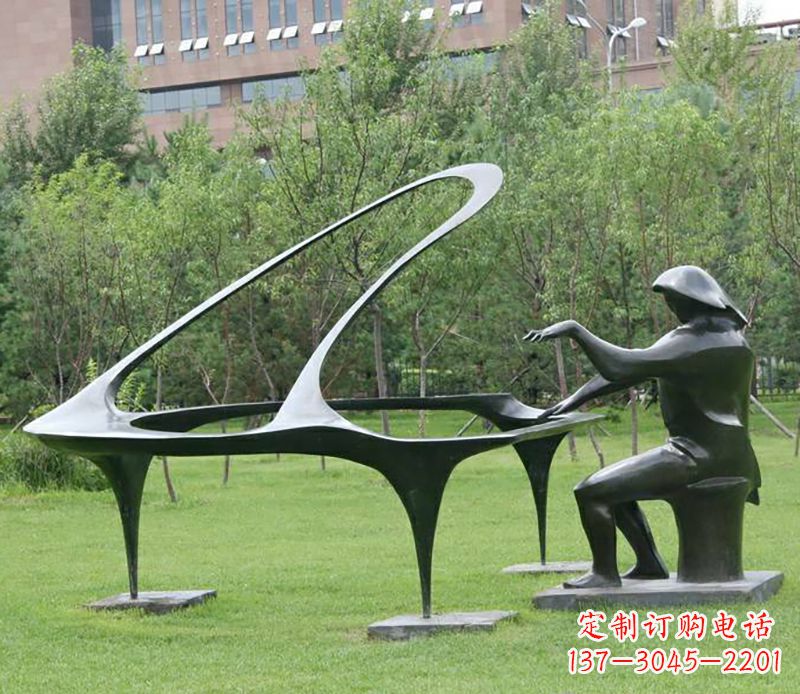 福州不锈钢钢琴雕塑——激发人们心中的音乐