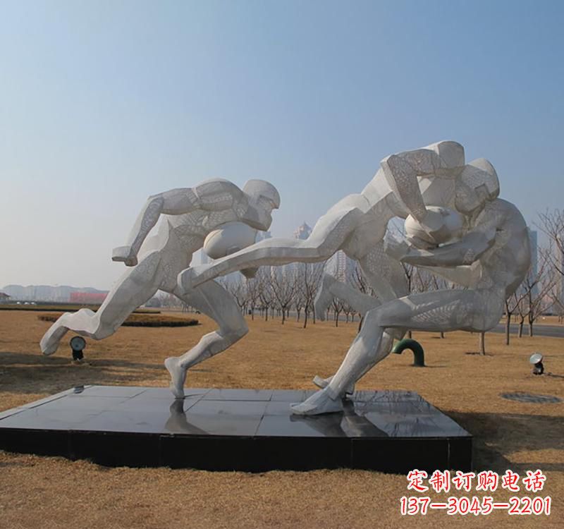 福州不锈钢橄榄球雕塑传承精神的象征