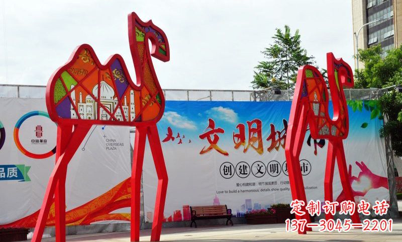 福州不锈钢骆驼雕塑——精美的艺术之作
