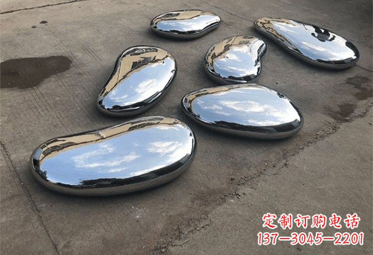 福州不锈钢水滴雕塑让公园更加美丽