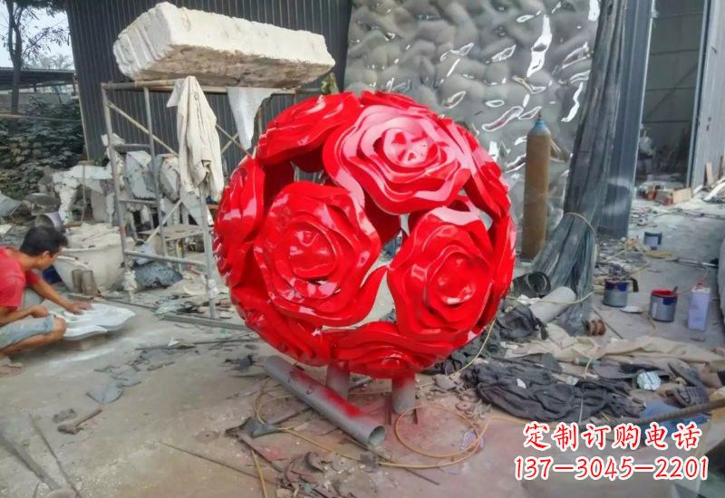 福州不锈钢玫瑰雕塑让玫瑰之美永存
