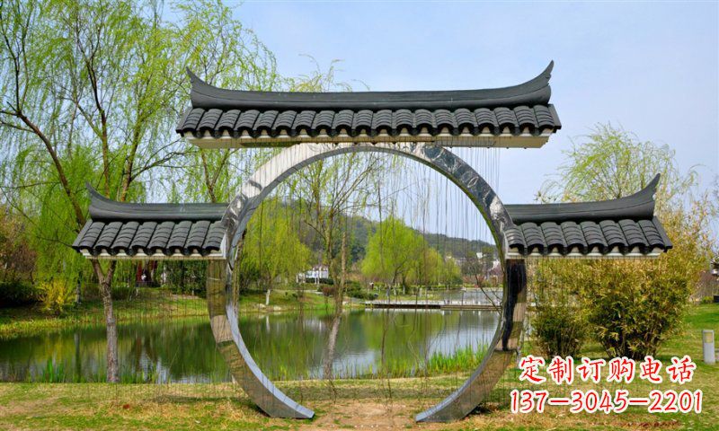 福州不锈钢公园月亮门雕塑传承中华文化