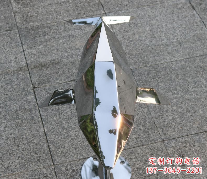 福州海豚雕塑令不锈钢广场更加灿烂