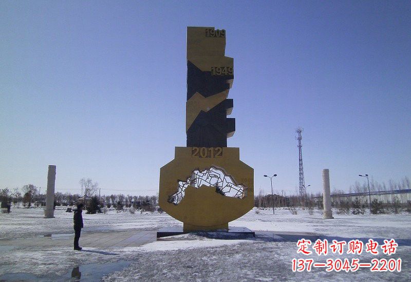 福州不锈钢钥匙雕塑精致且具有象征意义