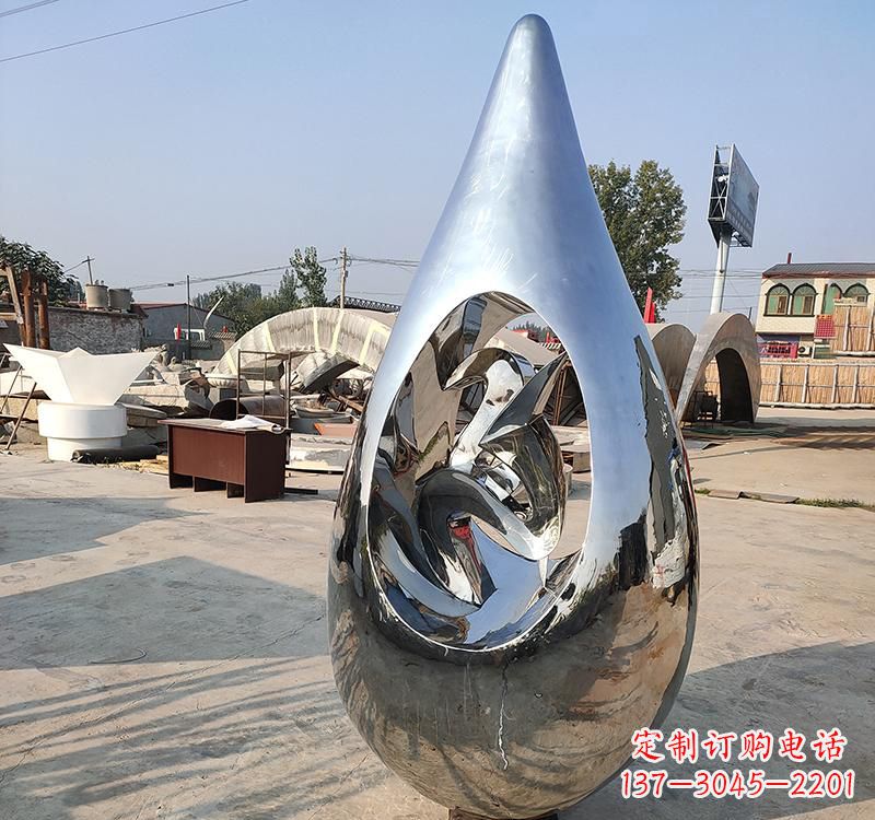 福州不锈钢大水滴雕塑一座极致简约的艺术作品