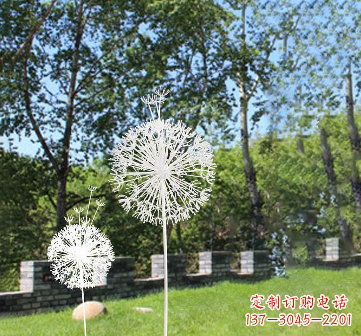 福州不锈钢广场上的蒲公英雕塑
