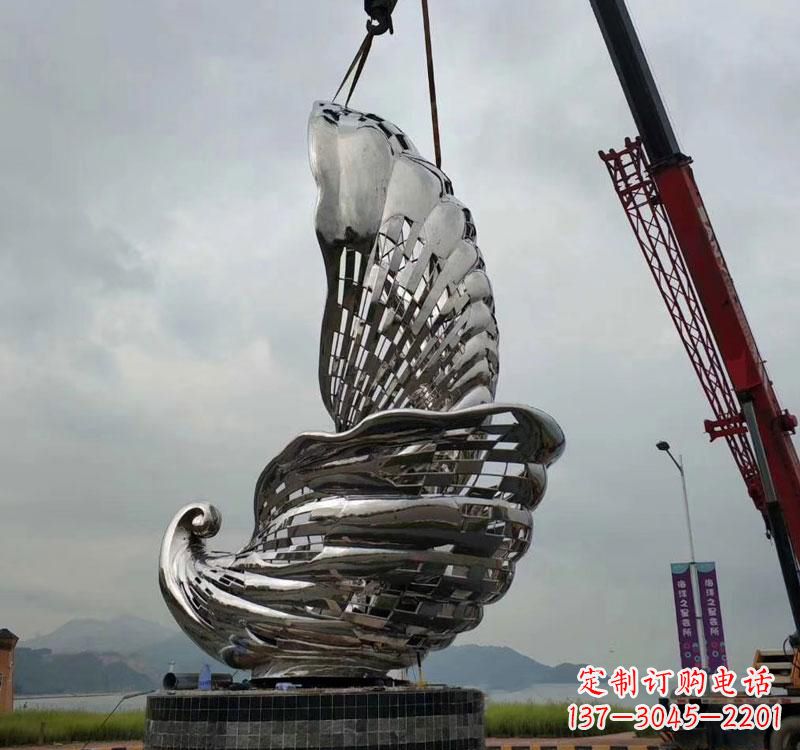 福州不锈钢海螺雕塑象征着海洋的美丽