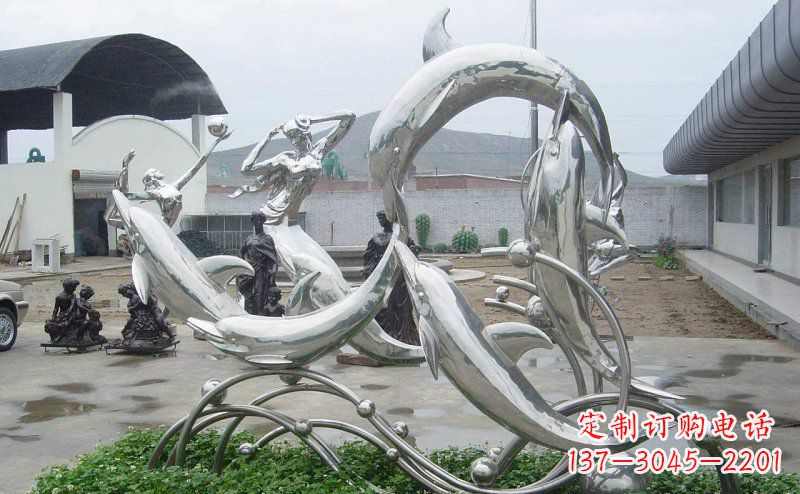 福州不锈钢海豚的灵动嬉戏