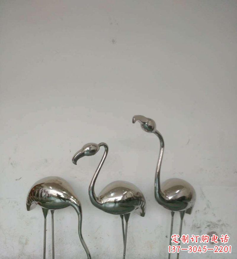 福州不锈钢火烈鸟雕塑把自然之美带入公园