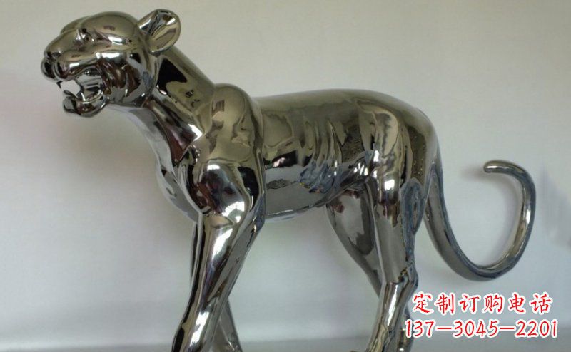 福州不锈钢金钱豹雕塑给人以高贵气质的艺术瑰宝