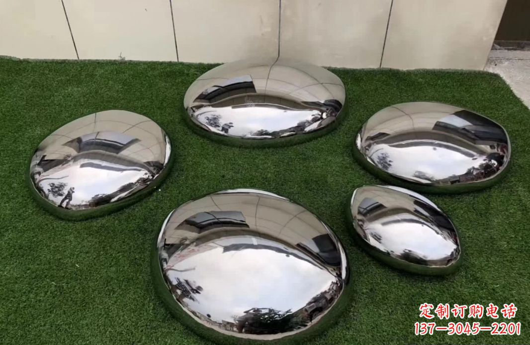 福州精致灵动的不锈钢鹅卵石雕塑