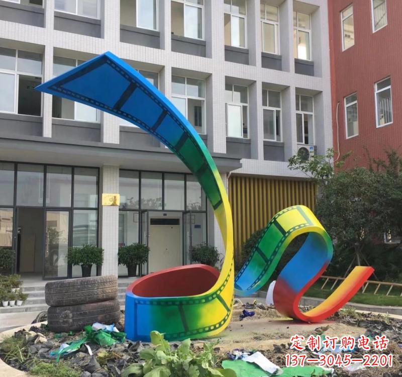 福州不锈钢烤漆艺术胶卷雕塑——缔造艺术精品
