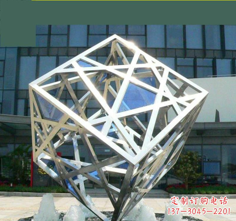 福州不锈钢镂空魔方雕塑艺术与智慧的完美结合