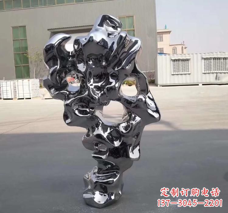 福州太湖石雕塑精美的艺术瑰宝