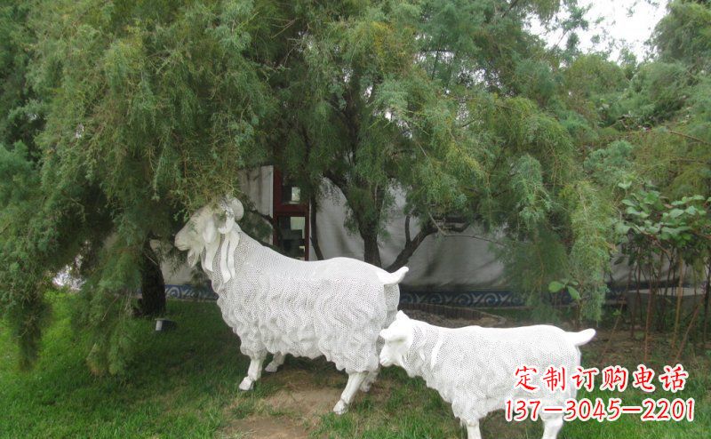 福州不锈钢山羊雕塑静谧中的动态美