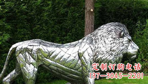 福州不锈钢狮子雕塑拥有经典古典风格