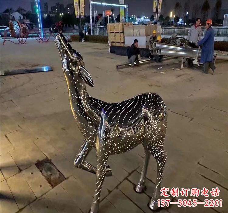 福州时尚优雅的不锈钢小鹿雕塑
