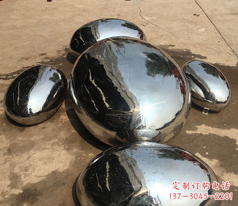 福州精致灵动的不锈钢水滴雕塑