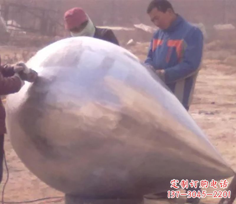福州不锈钢水滴雕塑精致美丽的艺术品
