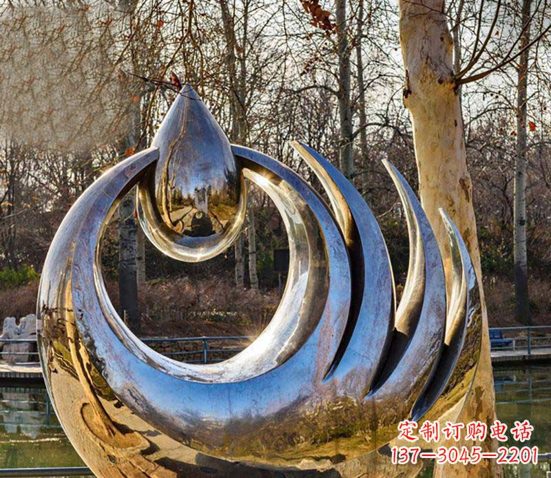 福州不锈钢水滴雕塑给园林带来流动的美