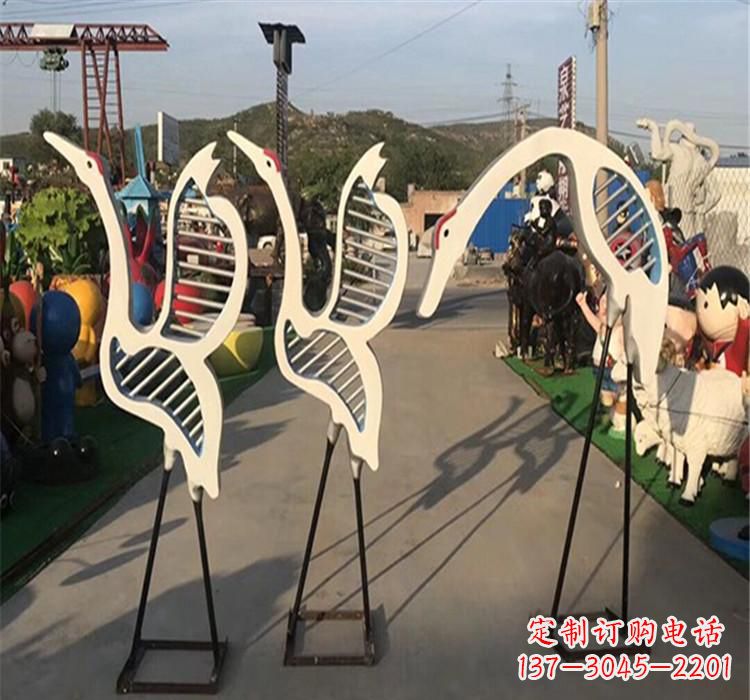 福州精美不锈钢仙鹤雕塑