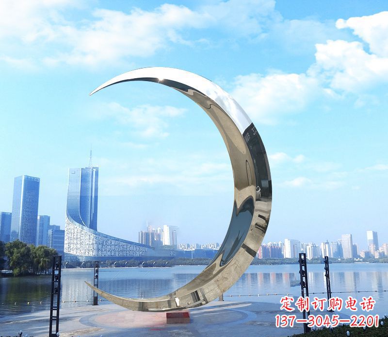 福州不锈钢月亮雕塑象征着美丽的月亮
