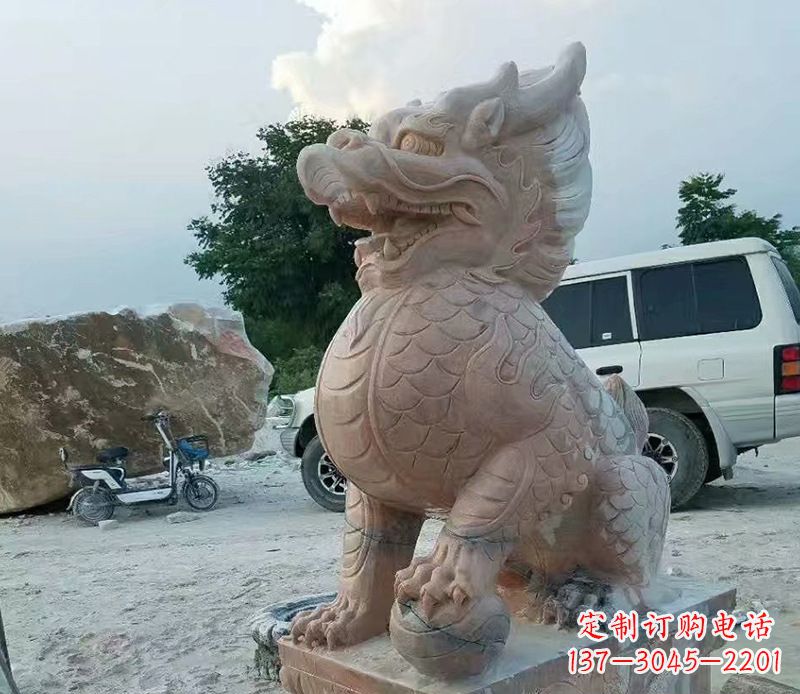 福州麒麟雕塑象征传统文化的精灵