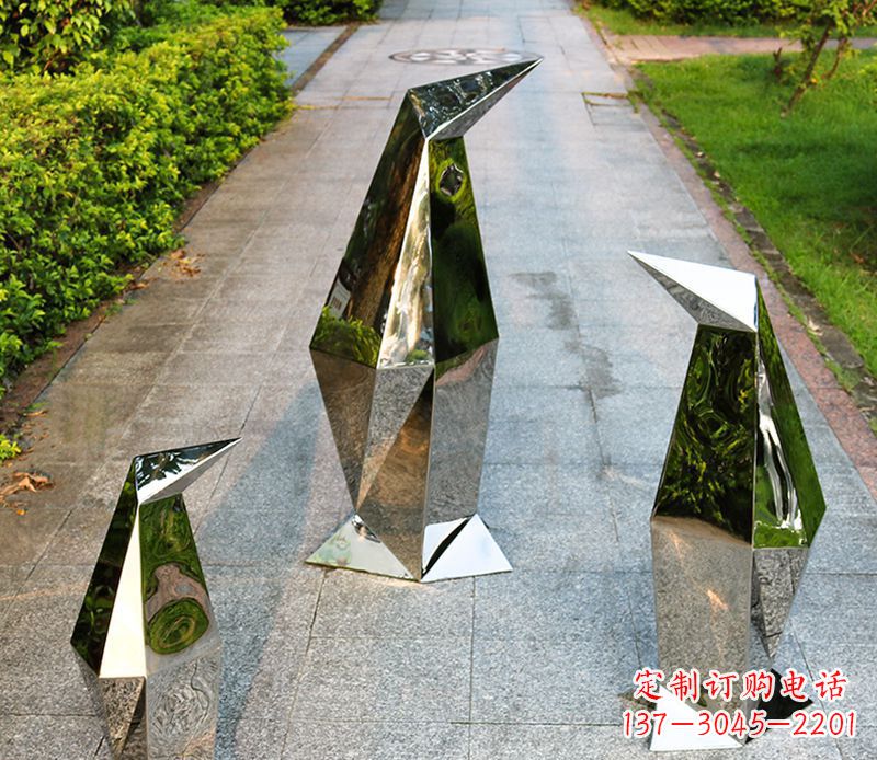 福州精致的抽象不锈钢企鹅雕塑