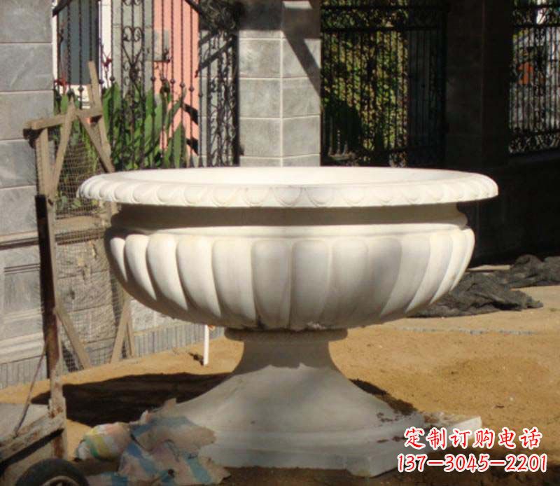 福州精美大理石花盆雕塑