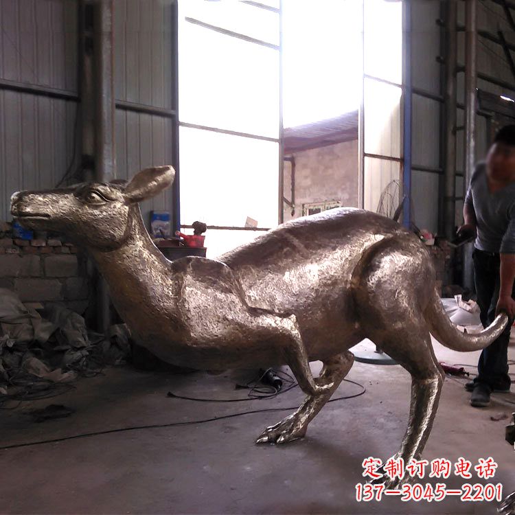 福州精美袋鼠纯铜雕塑
