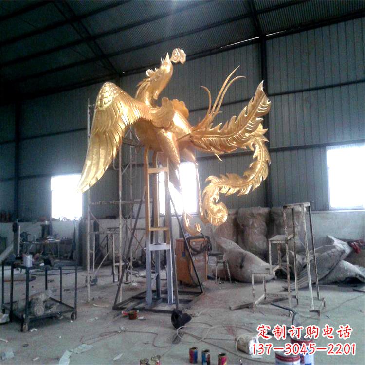 福州锻铜精美凤凰雕塑