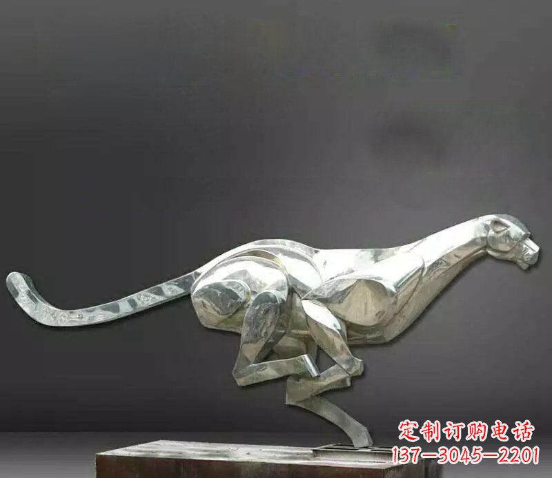 福州公园不锈钢奔跑的豹子动物雕塑