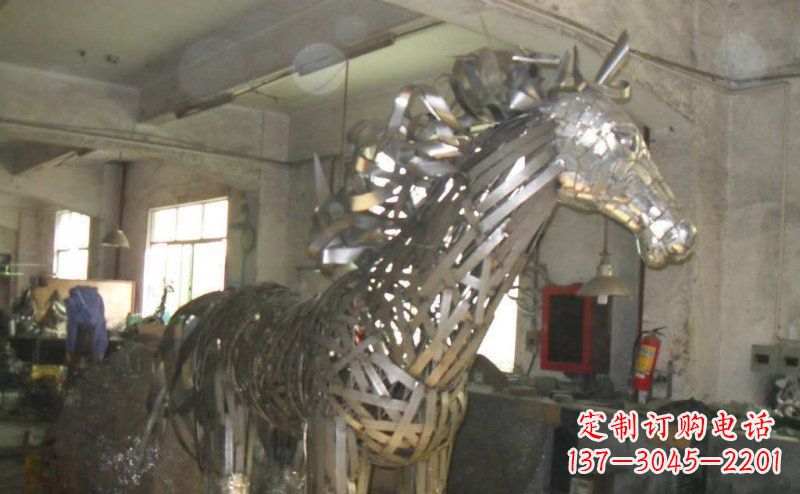福州不锈钢抽象马动物雕塑