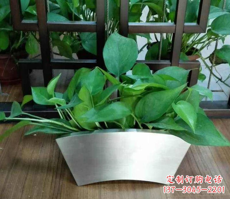 福州高质量不锈钢花盆雕塑,享受自然完美烘托