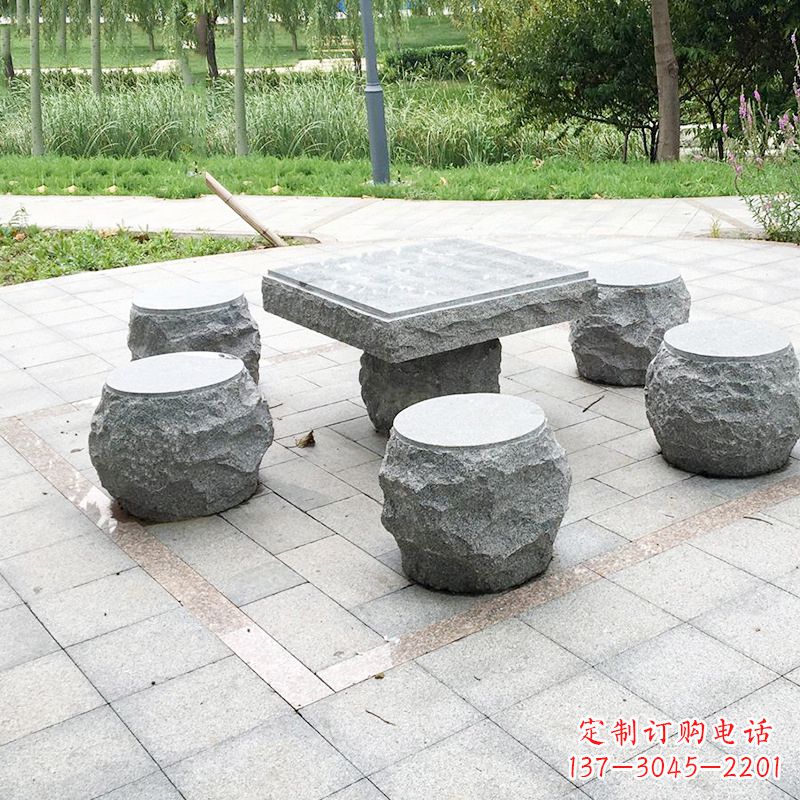 福州新题目“古典风格石桌凳雕塑”