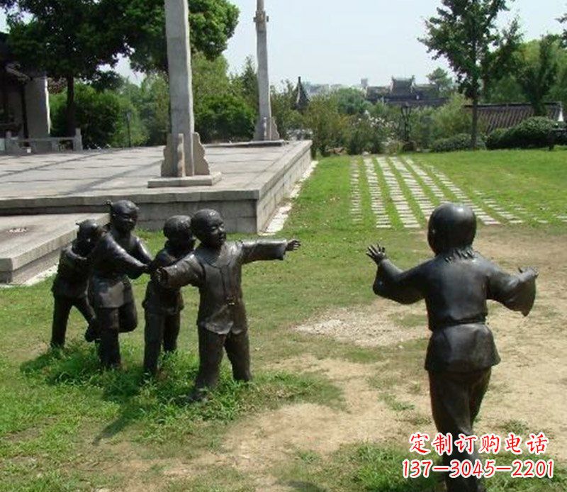 福州老鹰雕塑,巧妙玩耍、永记美好