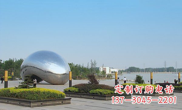福州华丽而唯美的不锈钢水滴雕塑