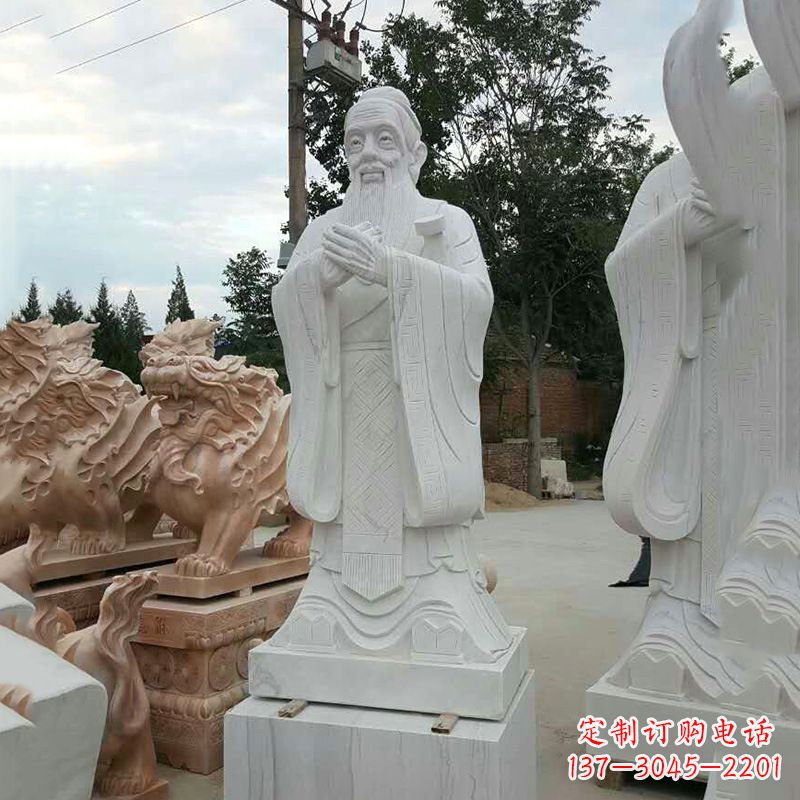 福州海外的孔子雕像——展示中国文化的象征