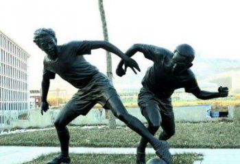 福州中领雕塑-复原完美动态，足球铜雕玩偶