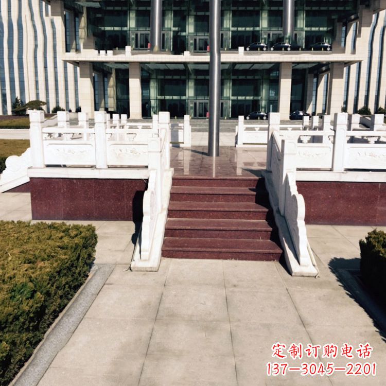福州高贵的象征——中领雕塑升旗台雕塑