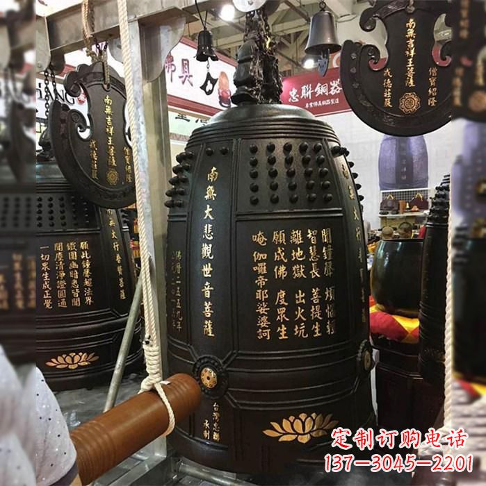 福州寺院挂钟铜雕塑